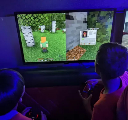 gaming in atlanta on mobile game truck